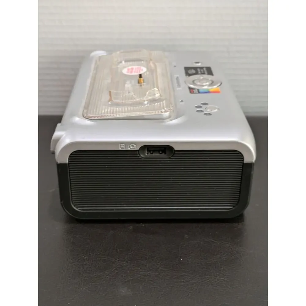 Kodak C533 Digital Camera 5.0 MP with EasyShare Series 3 Digital Photo‎ Printer